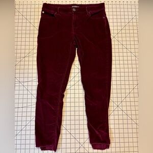 Express Women’s Size 8 Mid Rise Red Ankle‎ Legging Jeans